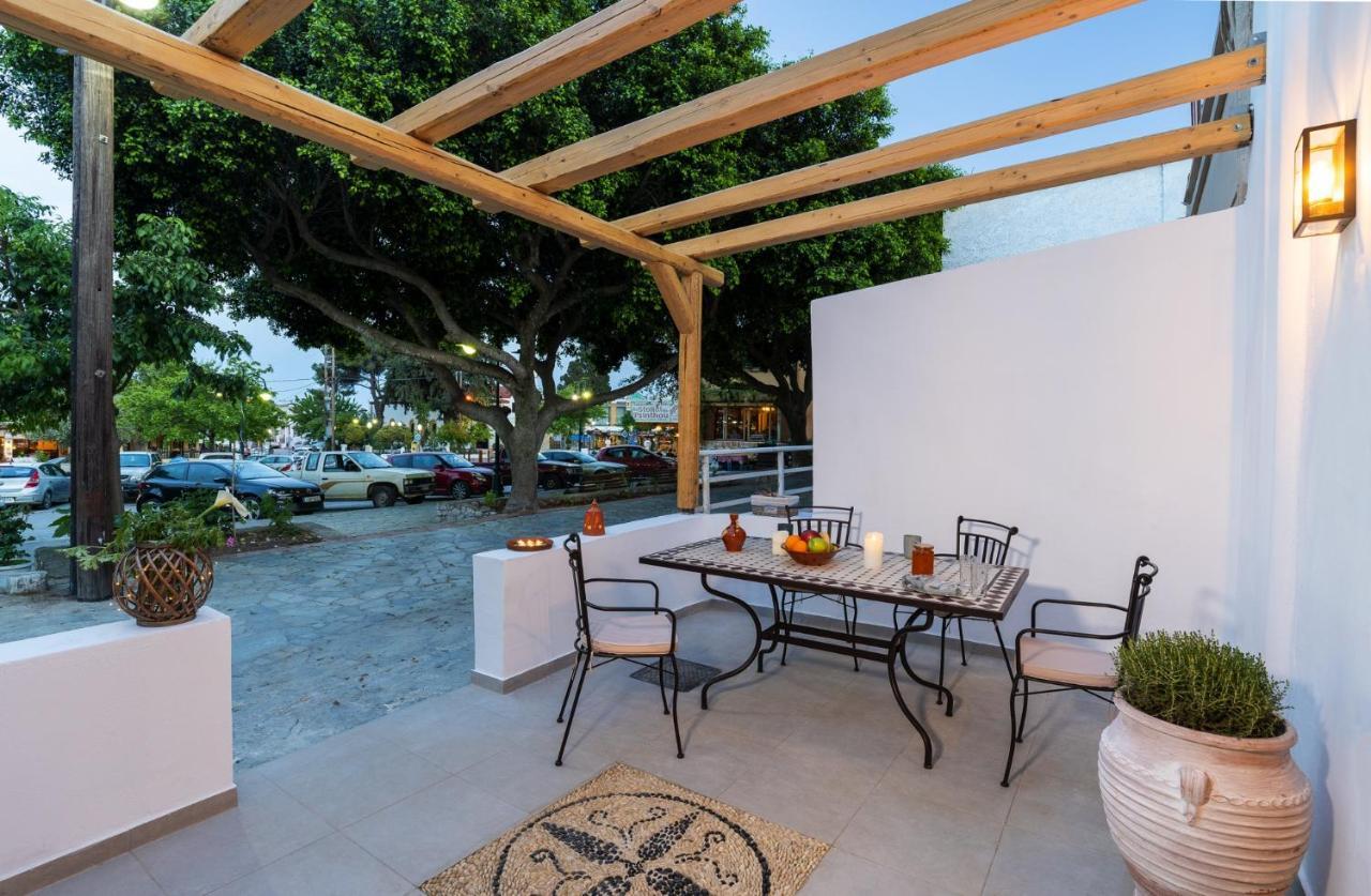 Casa Kariki - Traditional House In Psinthos Villa Exterior photo